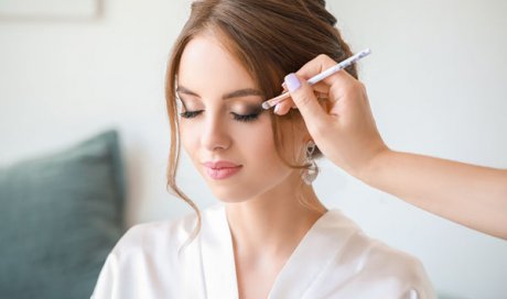 Essai maquillage mariage à Vienne et sa région. Mel'Esthétique